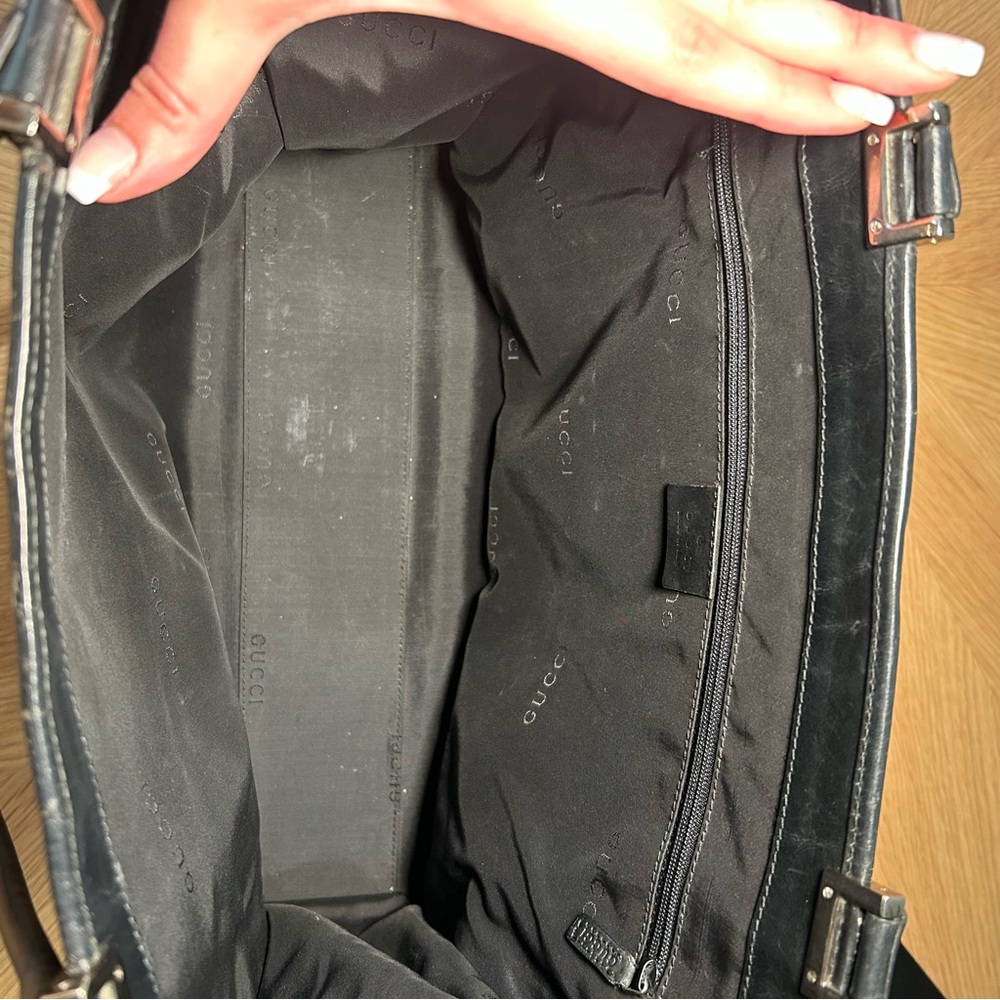 Gucci GG Canvas Jackie Shoulder Bag - Picture 13 of 16
